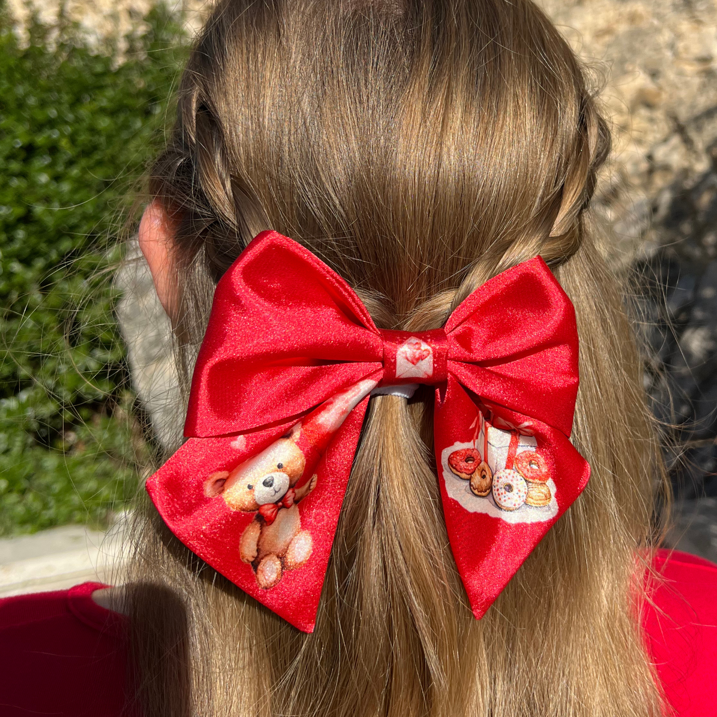 Red Bow hair clip. Valentine's Day collection