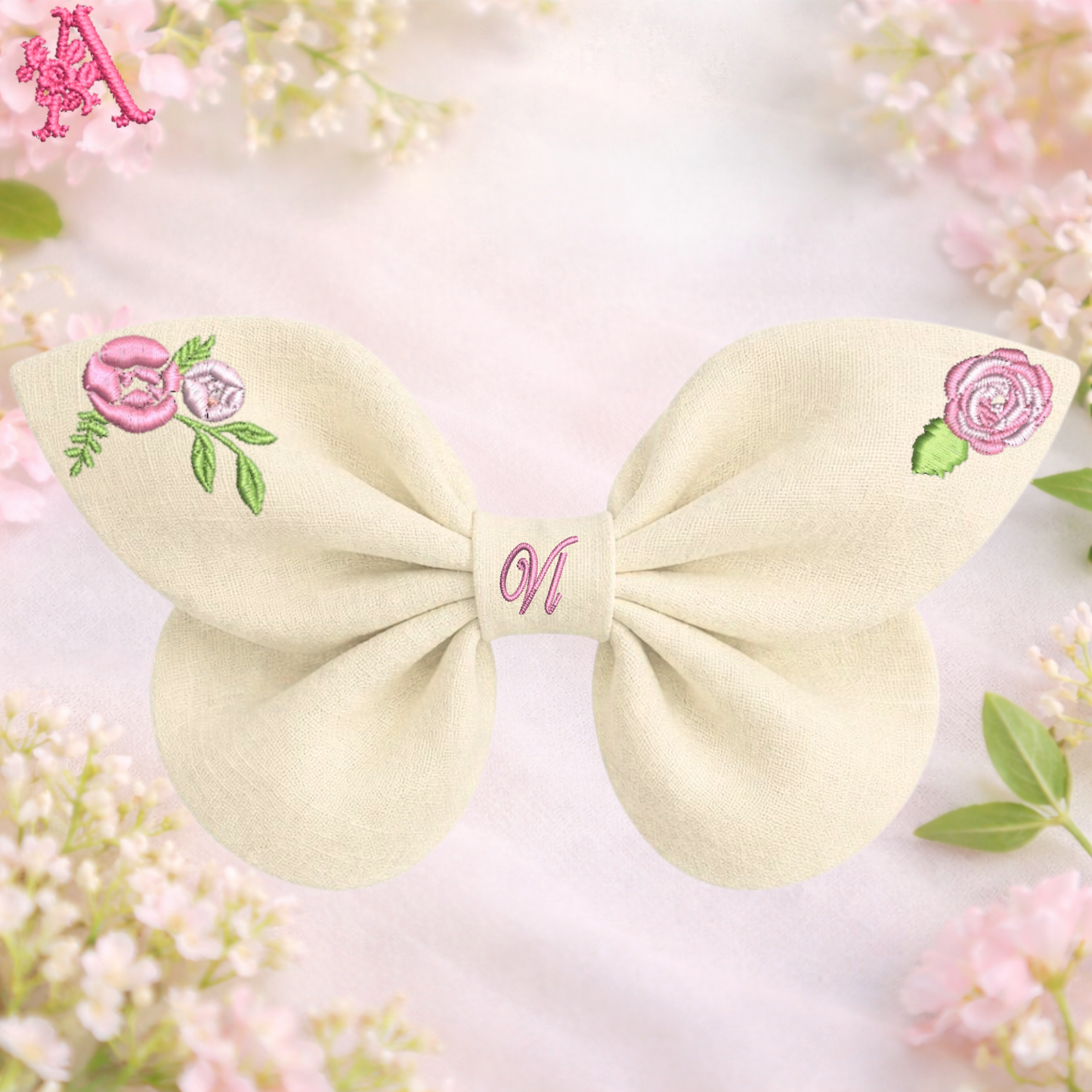 Fiocco per capelli in lino beige con ricamo con rose e delicati fiori botanici Fiori Incantati