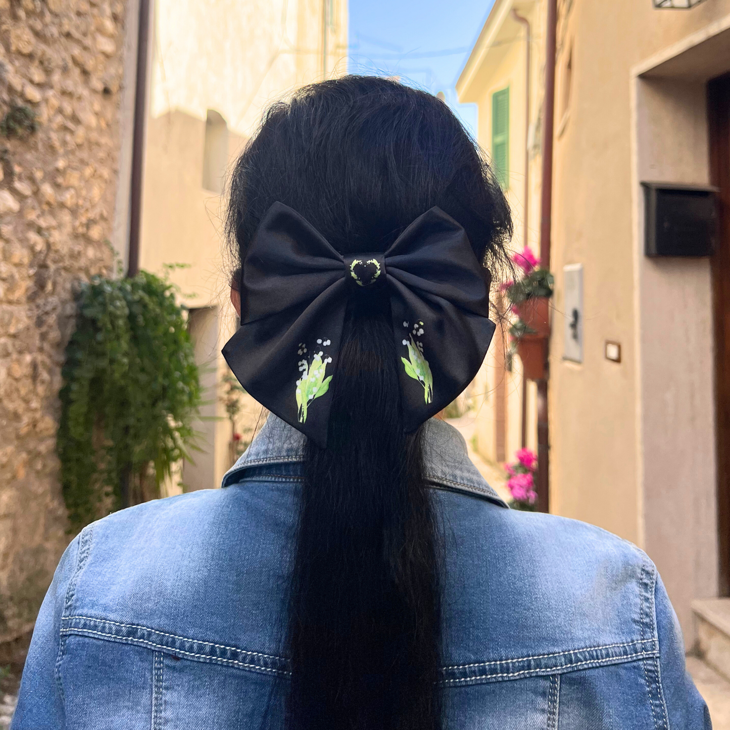 Black Bow hair clip. Floral collection